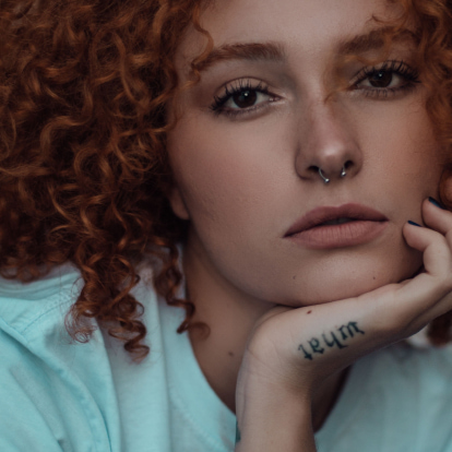Model with a septum piercing